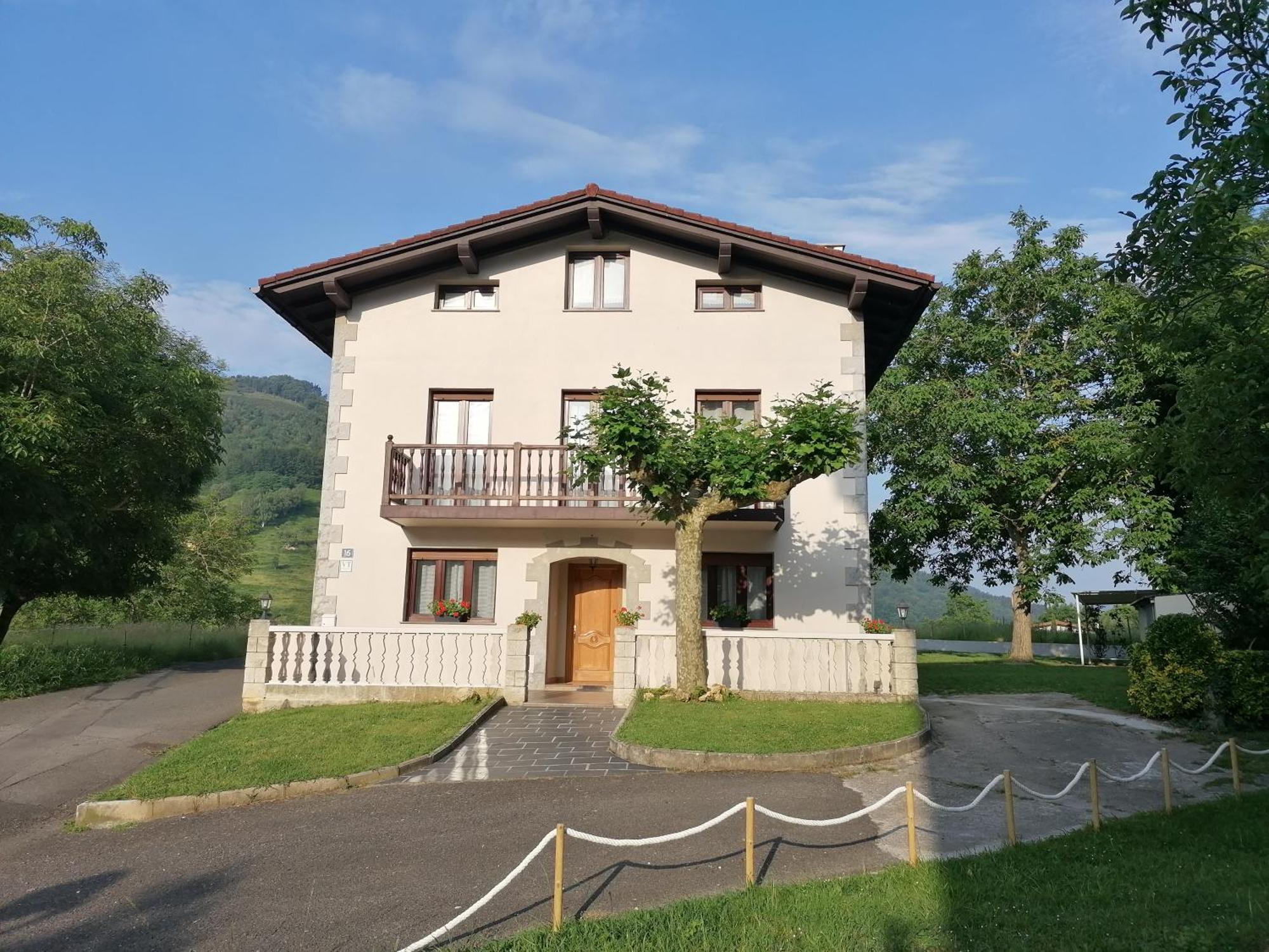 Gaiko Etxe Berri Villa Aizarnazabal Exterior photo